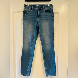 Old Navy Pop Icon Skinny Women’s Jeans, Size 6